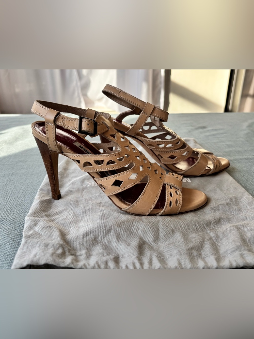 Manolo Blahnik Tan Laser Cutout Leather Slingback Heels 36 Neutral